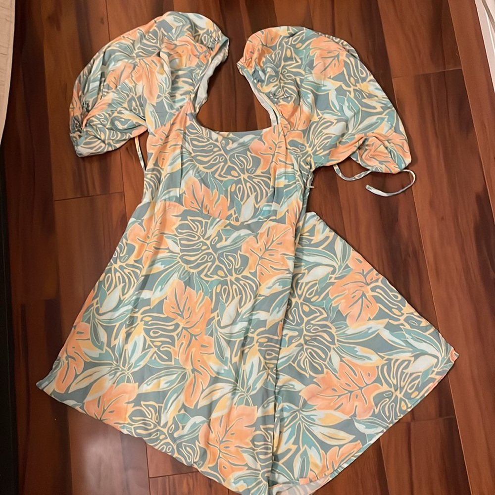 Jen’s pirate booty tropical printed midi dress backless with slits size medium